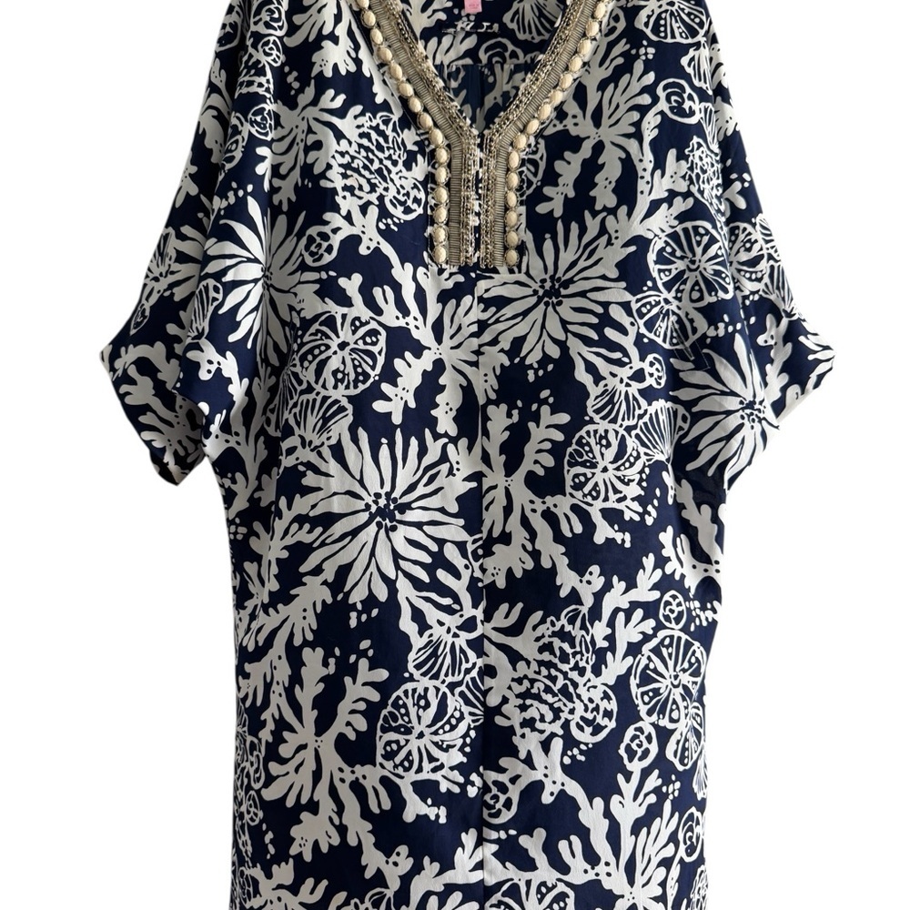 Lilly Pulitzer Blue and White Tunic Top